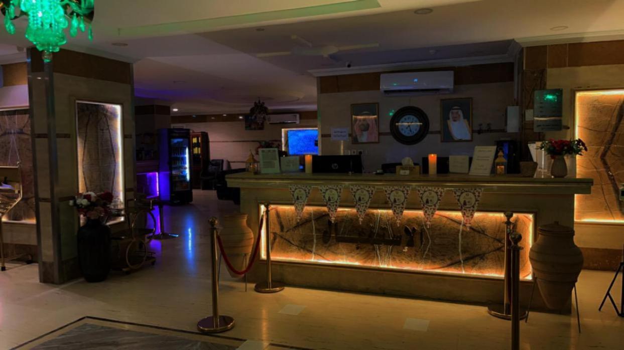 Hotel Shadows 4*